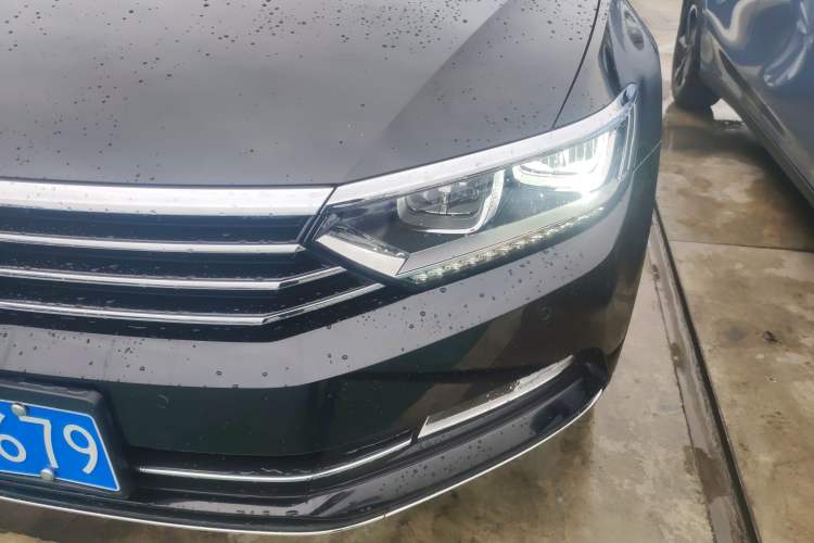 Used Volkswagen Magotan 2019 330TSI DSG Leading Model China VI Standard