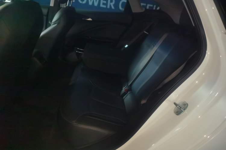 Used Buick Velite 6 2022 Plug-in Hybrid Connected & Shared Model