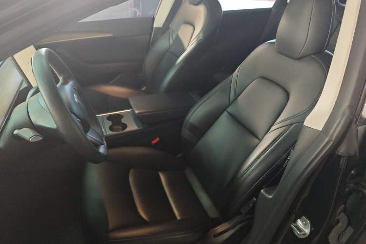 Used Tesla Model 3 2022 Rear-Wheel-Drive Version Left Front Seat