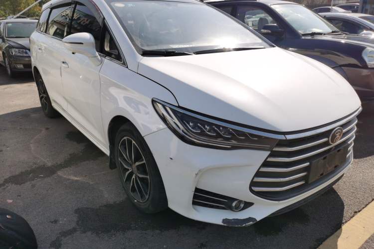 Used BYD Song MAX 2017 1.5T Automatic Smart Connect Elite 7-Seater
