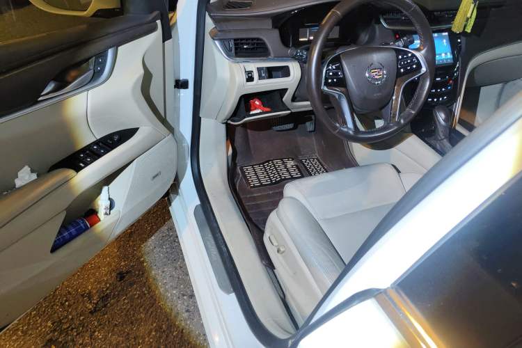 Used Cadillac XTS 2015 28T Comfort Model