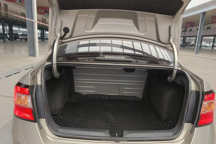 Used Skoda Rapid 2019 1.5L Automatic Comfort Edition China V Standard Trunk