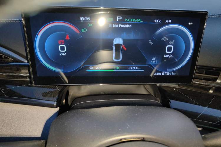 Used BYD Seal 2022 550 km Standard Range Rear-Wheel Drive Prestige Version
