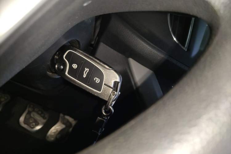 Used Roewe 360 2016 1.5L Manual Smart Screen Version