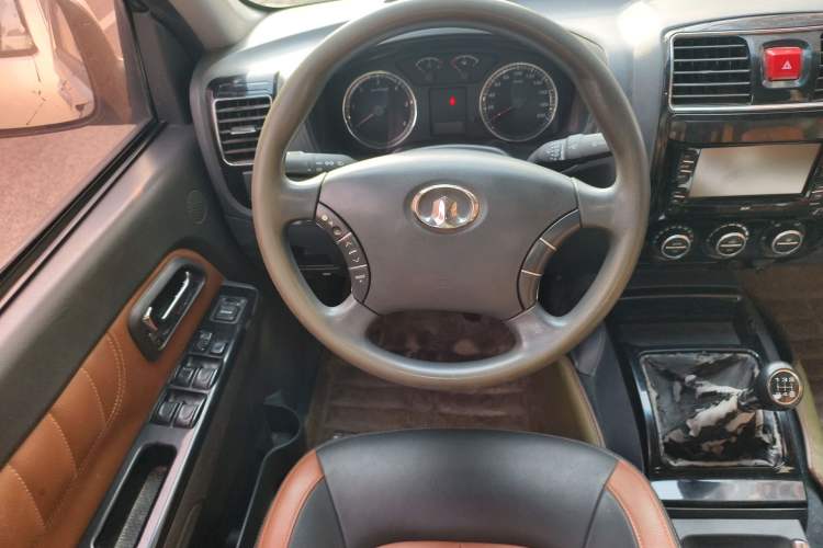 Used Great Wall Wingle 5 2013 2.8T European Version Two-Wheel Drive Elite Version Big Double-Cab GW2.8TC
