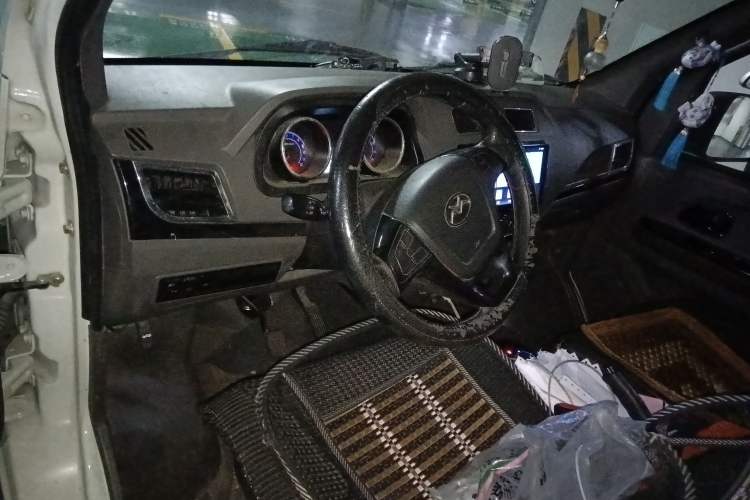 Used New Gonow Shuailing 2023 Standard Range with 41.64 kWh Lishen Power