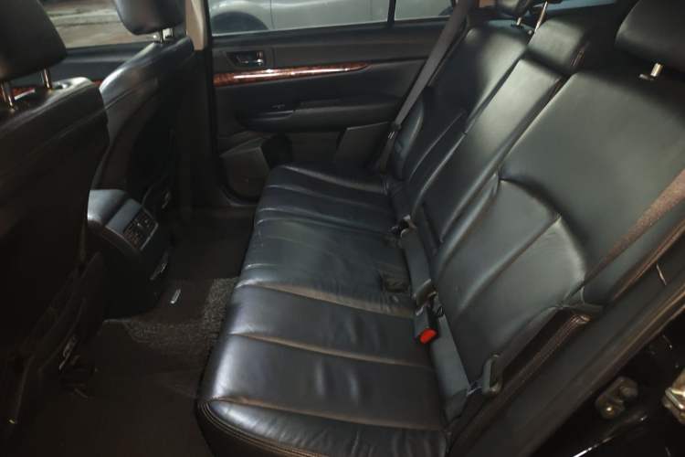 Used Subaru Outback 2010 2.5i Luxury Edition
