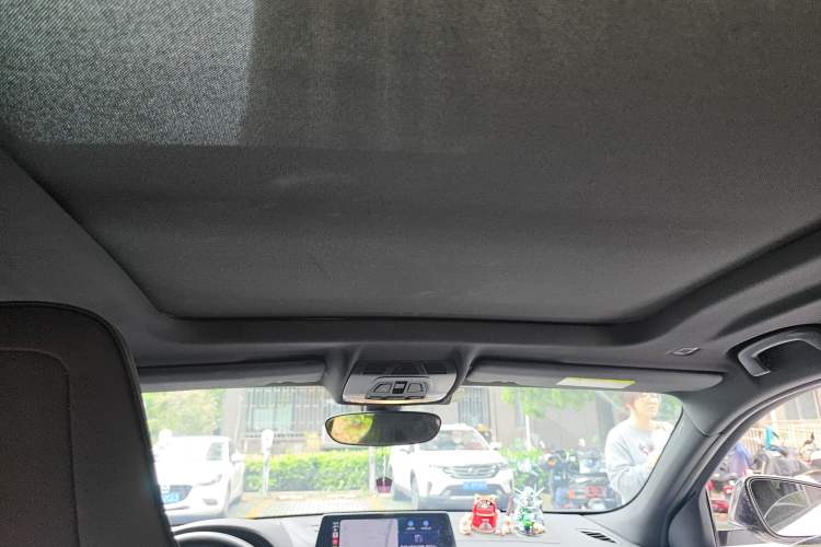 Used BMW X2 2021 Restyled sDrive25i Midnight Edition Headliner