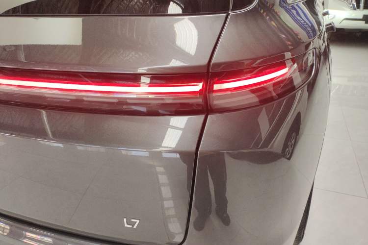 Used Li Auto L7 2023 Air model