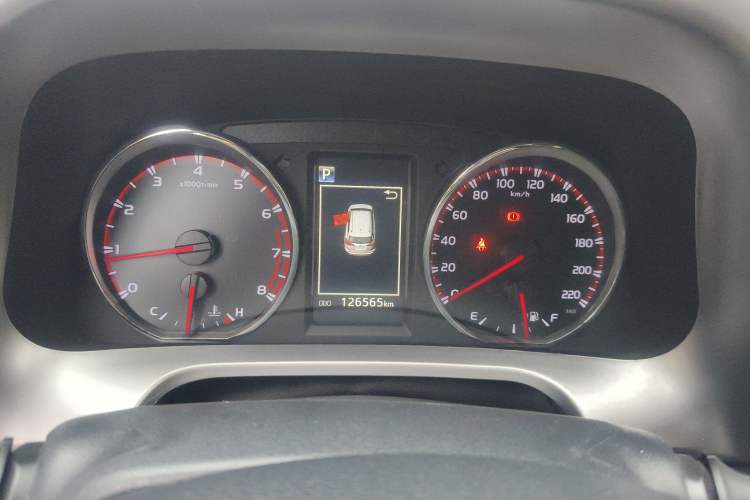 Used Toyota RAV4 2019 2.0L CVT Two-Wheel Drive Fashion X Limited Edition China VI Standard