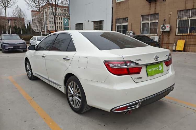 Used Toyota Camry 2016 2.5G 10th Anniversary Deluxe Navigation Edition
