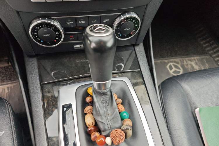 Used Mercedes-Benz C-Class 2013 C 260 CGI Fashion Model Gear Lever