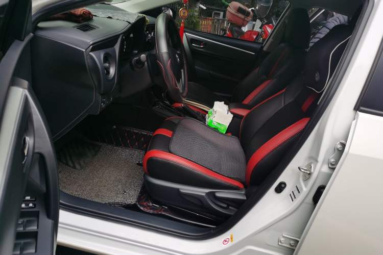 Used Toyota Levin 2017 Revised Version 185T CVT New Sharp Edition China V Standard