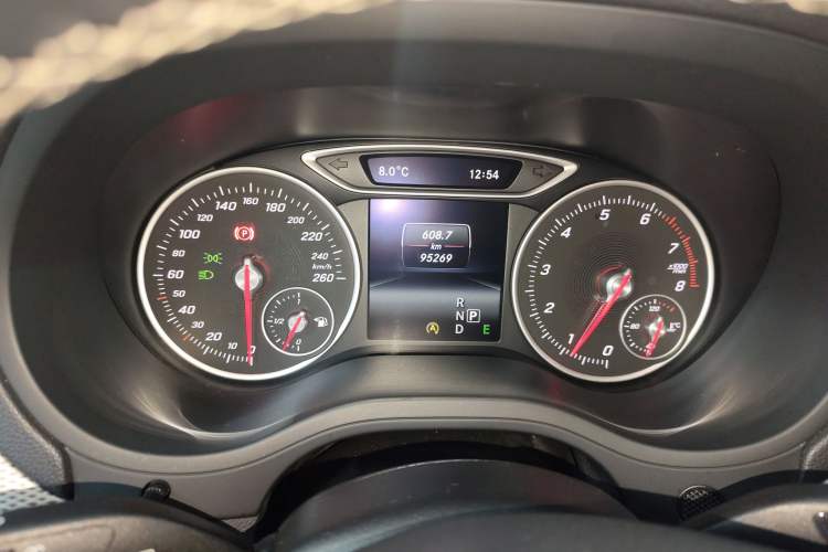 Used Mercedes-Benz B-Class 2015 B 200 Sport Edition
