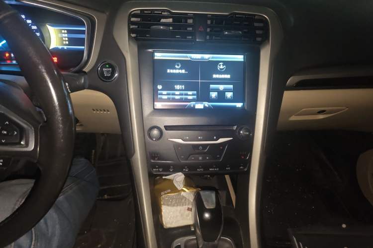 Used Ford Mondeo 2013 2.0L GTDi 200 Luxury Model