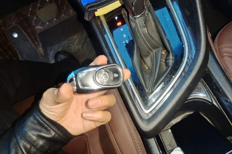 Used Buick GL6 2018 18T 6-Seater Prestige Model