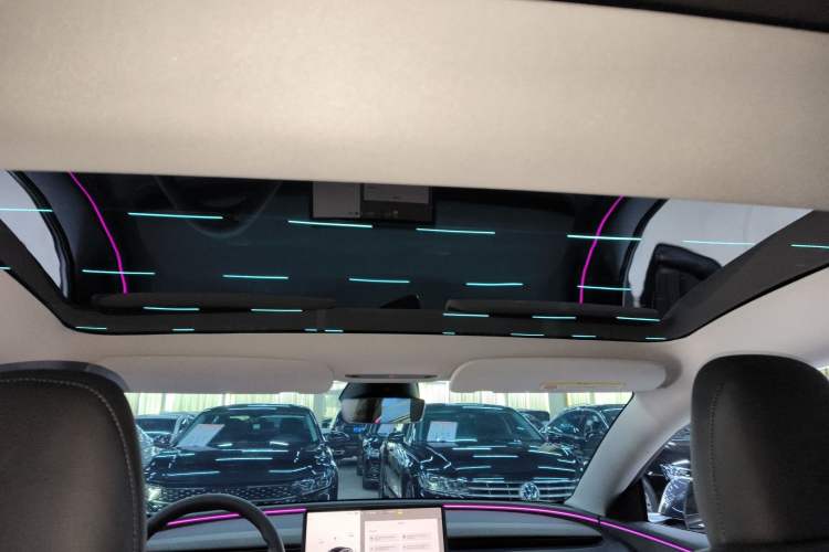 Used Tesla Model 3 2025 Rear-Wheel-Drive Version