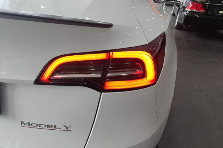 Used Tesla Model Y 2022 Performance High-Performance All-Wheel-Drive Version