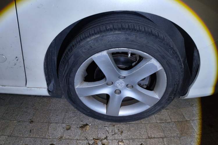 Used Peugeot 408 2013 2.0L Automatic Comfort Edition
