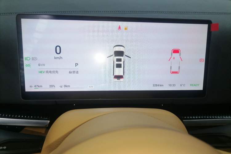 Used VOYAH Dream 2025 PHEV Four-Wheel Drive Excellence Kunpeng Edition