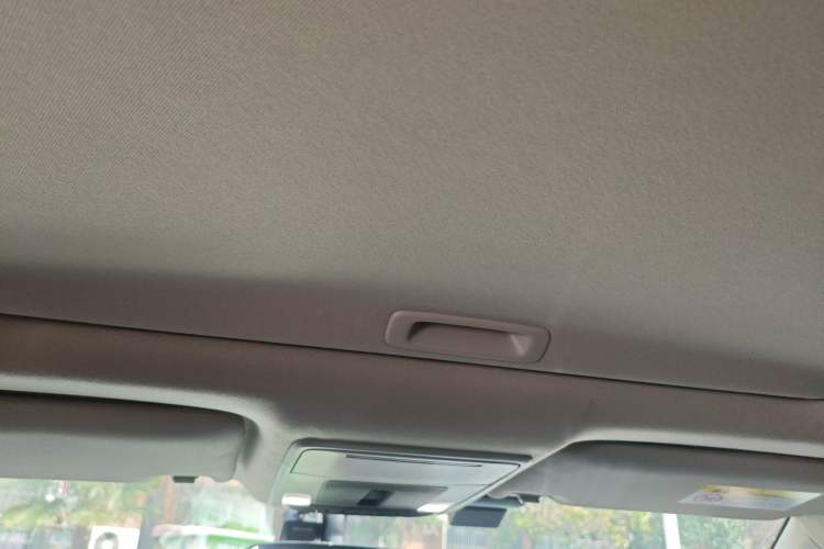 Used Honda Civic 2023 2.0L eHEV Pioneer Edition
