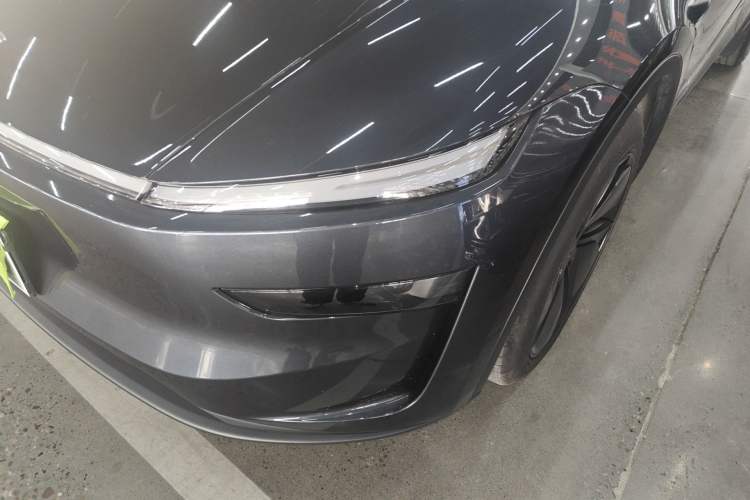 Used Tesla Model Y 2025 Rear-Wheel Drive First Edition
