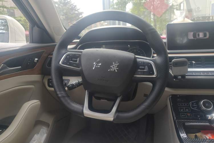 Used Hongqi H5 2018 30TD Smart Connect Dynamic Edition
