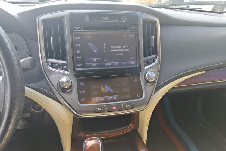 Used Toyota Crown 2015 2.0T Fashion Edition