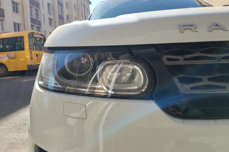 Used Land Rover Range Rover Sport 2017 3.0 SC V6 SE
