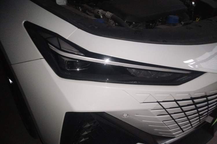 Used CHANGAN UNI-V iDD 2023 ZhiDian iDD 1.5T 113km ZhiKu Model