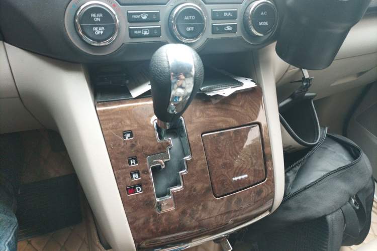 Used Mazda 8 2011 2.3L Ultimate Edition