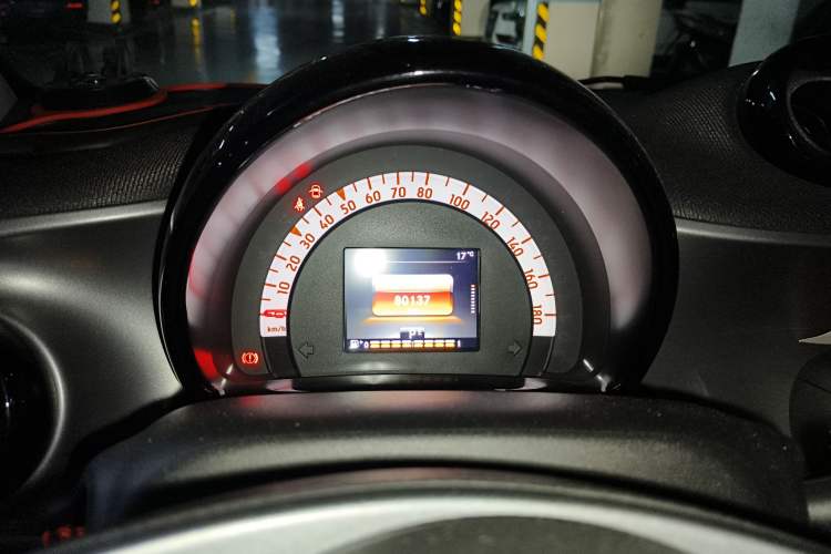 Used smart fortwo 2015 1.0L 52 kW Hardtop Passion Edition