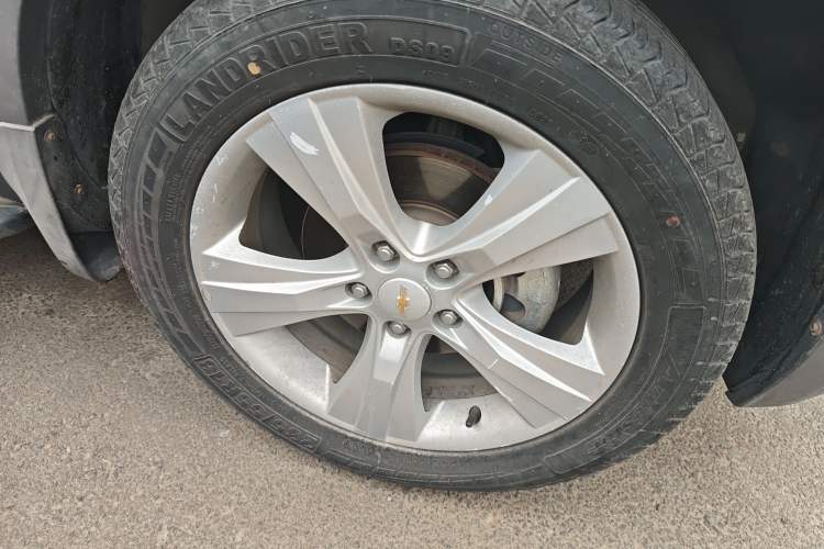 Used Chevrolet Captiva 2011 2.4 AT 7-Seater Luxury Navigation Edition
