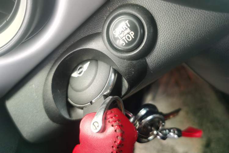 Used MINI 2011 1.6L ONE