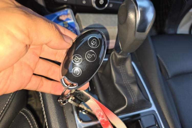 Used BYD Song MAX 2017 1.5T Automatic Smart Connect Elite 7-Seater
