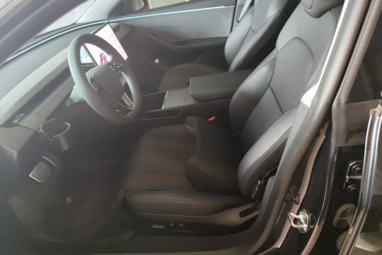 Used Tesla Model 3 2023 Rear-Wheel-Drive Version