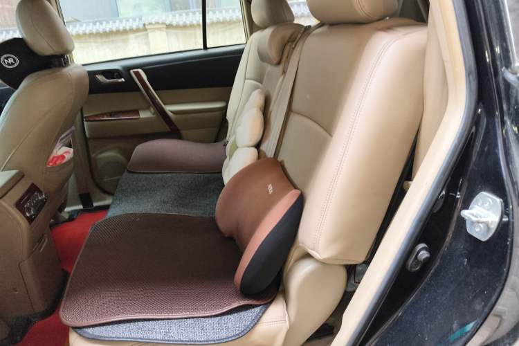 Used Toyota Highlander 2012 2.7L Two-Wheel Drive 7-Seater Elite Edition