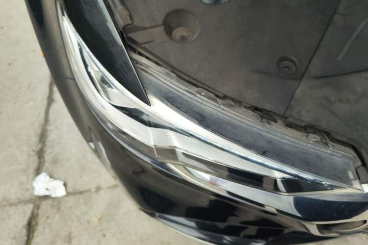 Used Hongqi HS5 2019 2.0T Smart Connect Flagship All-Wheel-Drive Version
