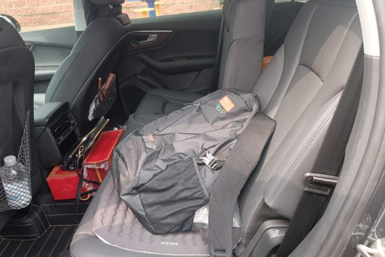 Used Audi Q7 2023 55 TFSI quattro S line Sport Edition Left Rear Seat