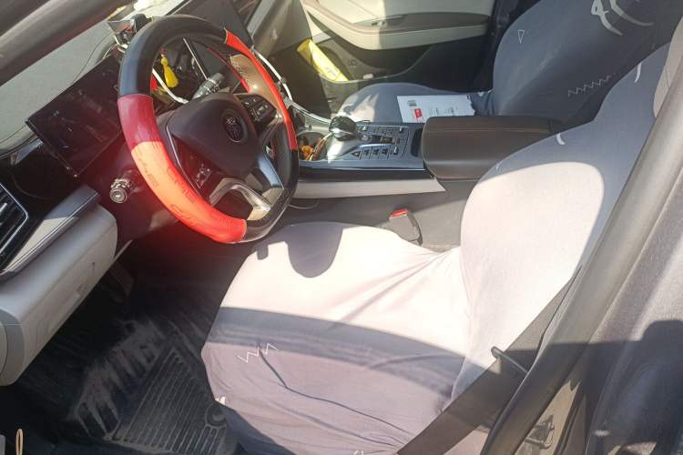 Used BYD Qin PLUS 2024 Honor Edition EV 510KM Leading Model Left Front Seat