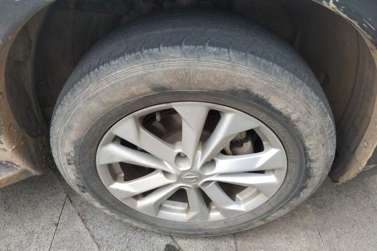 Used Nissan X-Trail 2017 2.0L Manual Classic Edition 2WD
