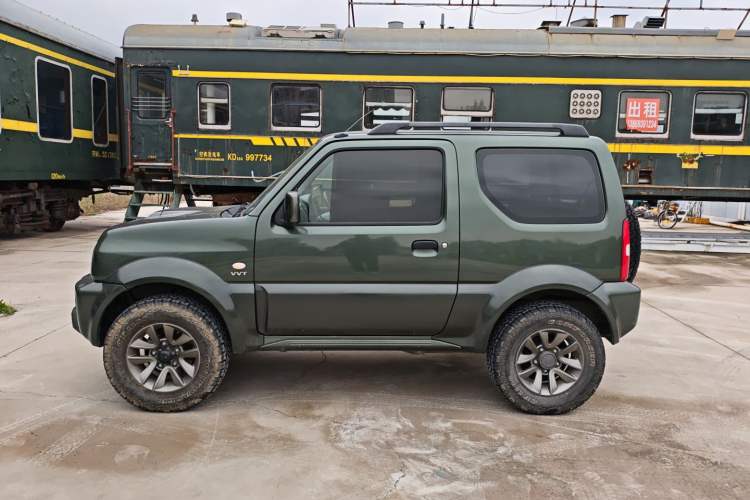 Used Suzuki Jimny 2015 1.3 AT JLX
