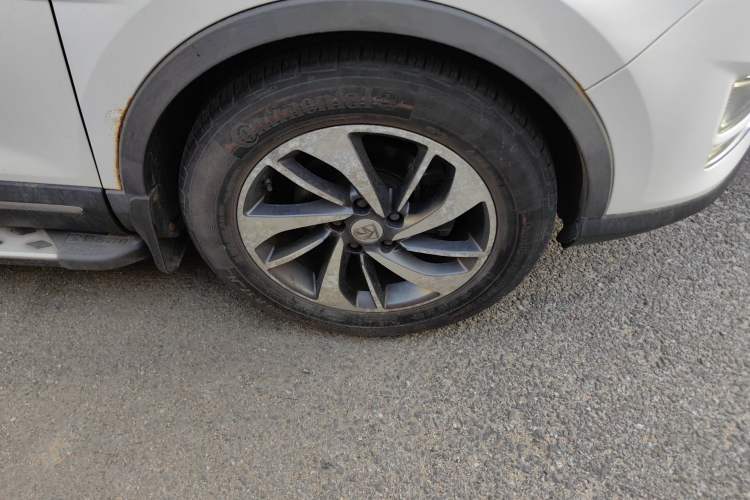 Used Baojun 560 2015 1.8L manual luxury version
