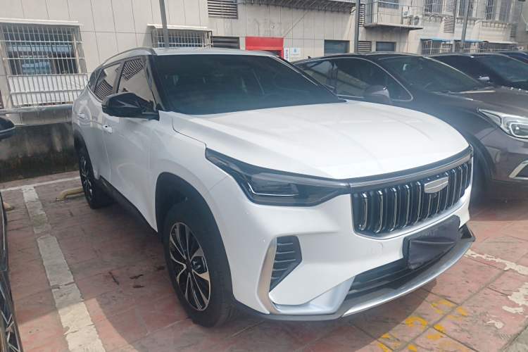 Used Geely Auto Emgrand X7 Sport 2026 Model 1.5TD Aspirational Front Right 45 Deg