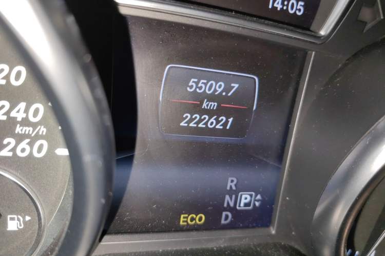 Used Mercedes-Benz M-Class 2014 ML 400 4MATIC Luxury Model