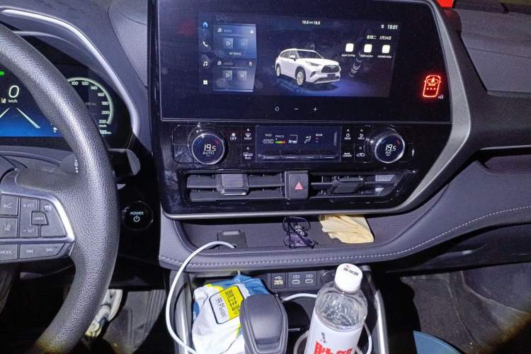 Used Toyota Highlander 2024 2.5L Smart Electric Hybrid Dual-Motor Two-Wheel-Drive Elite Edition 5 Seats