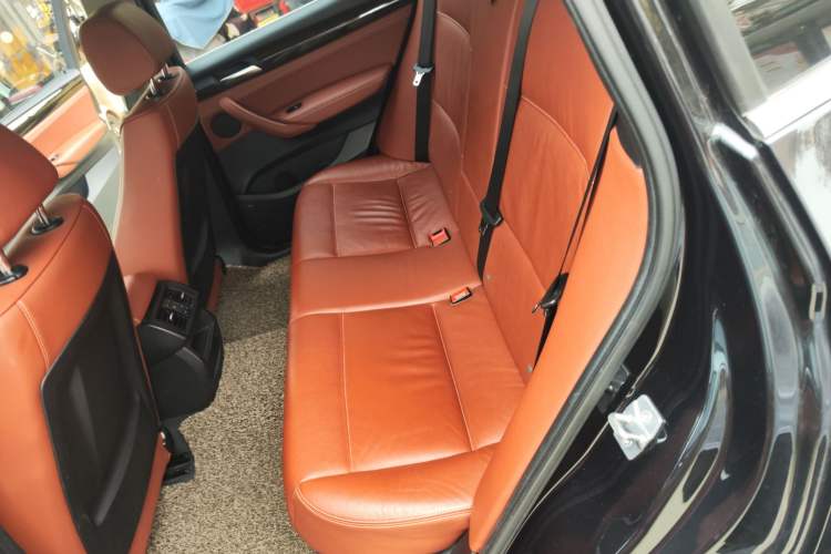 Used BMW X3 2011 xDrive28i Luxury Model