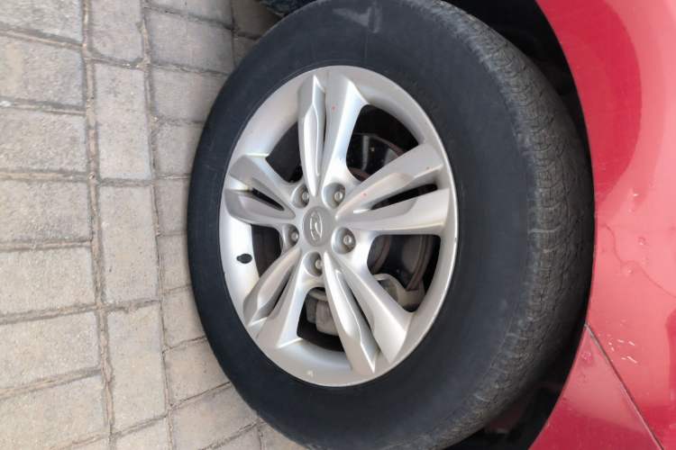 Used Hyundai ix35 2010 2.0L Automatic Two-Wheel Drive Elite Edition GLS