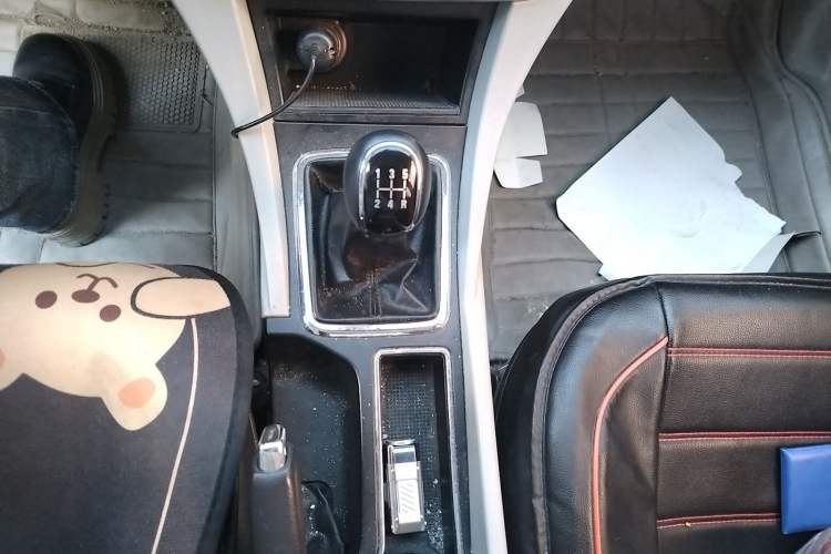 Used Geely Auto Emgrand 2014 Sedan 1.5L Manual Fashion Edition
