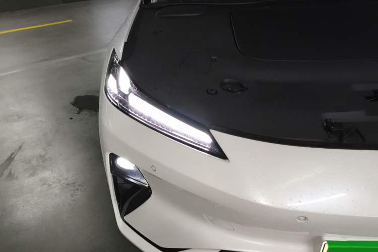 Used Deepal L07 2024 230Max Qiankun Intelligent Driving ADS SE Range-Extended Version